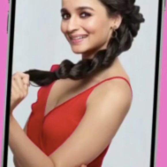 Red Ruffle Wrap Dress (XS) - Picture 4 of 10